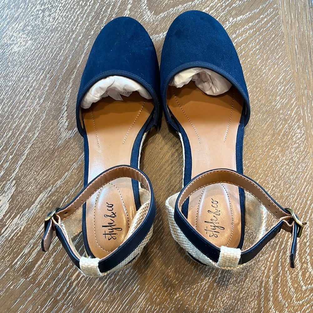 Mailena Wedge Espadrille Sandals Style & Co. Created for Macy’s. New never worn.